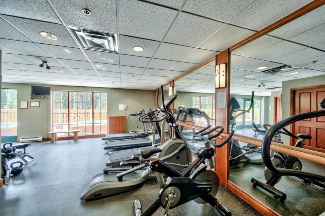 Hearthstone Lodge And Hotel By Bear Country Sun Peaks Bagian luar foto