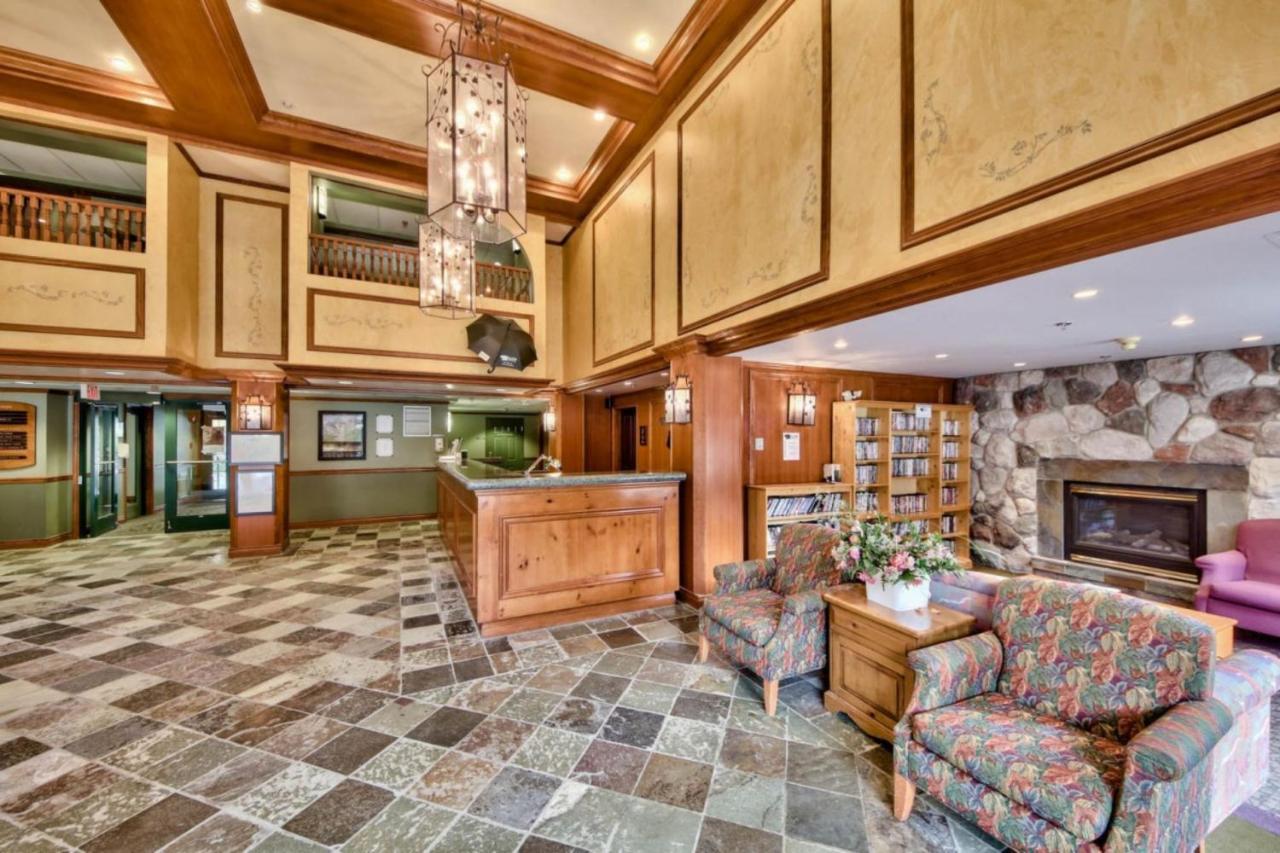 Hearthstone Lodge And Hotel By Bear Country Sun Peaks Bagian luar foto