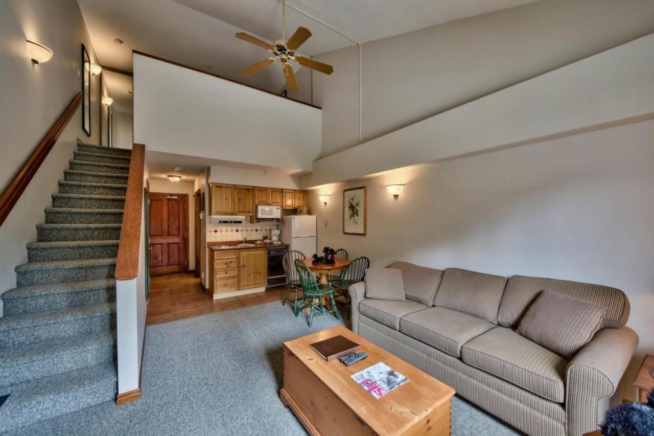 Hearthstone Lodge And Hotel By Bear Country Sun Peaks Bagian luar foto
